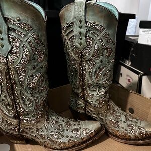 Sparkling Western Cowboy Boots